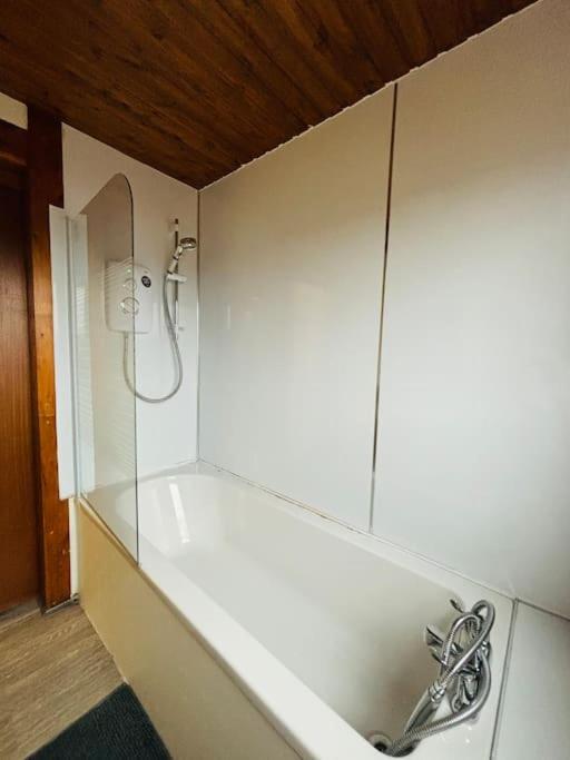 Golfers Lovers! Near Famous Golf Courses *